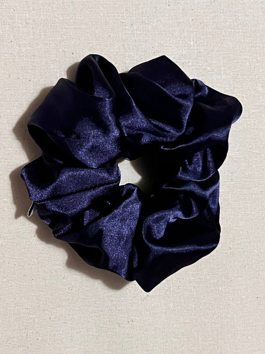 handmade scrunchies nz, satin scrunchies, blue scrunchies, blue satin scrunchies, 