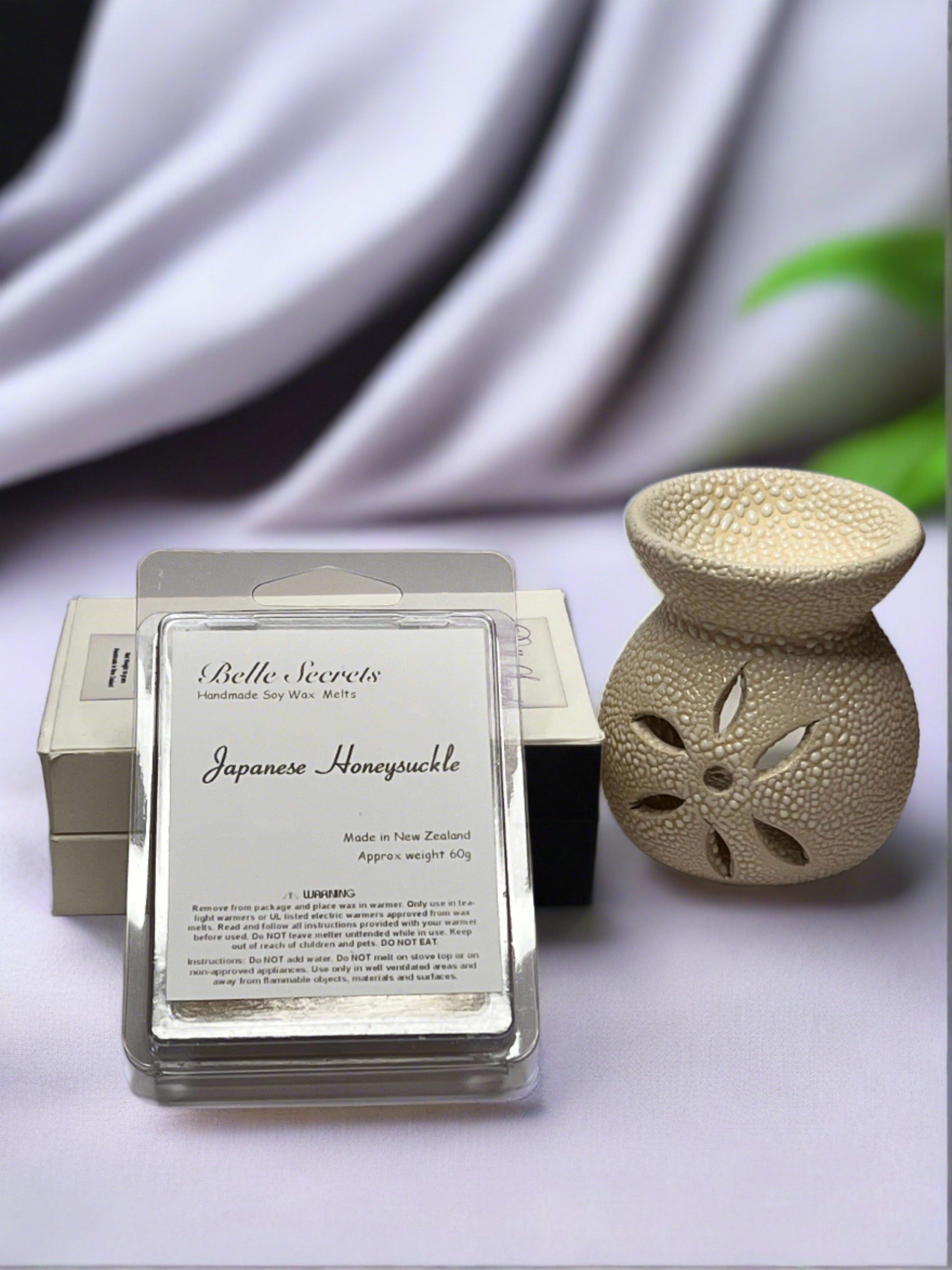Package 4 Soy Wax Melts and Burner - Belle Secrets
