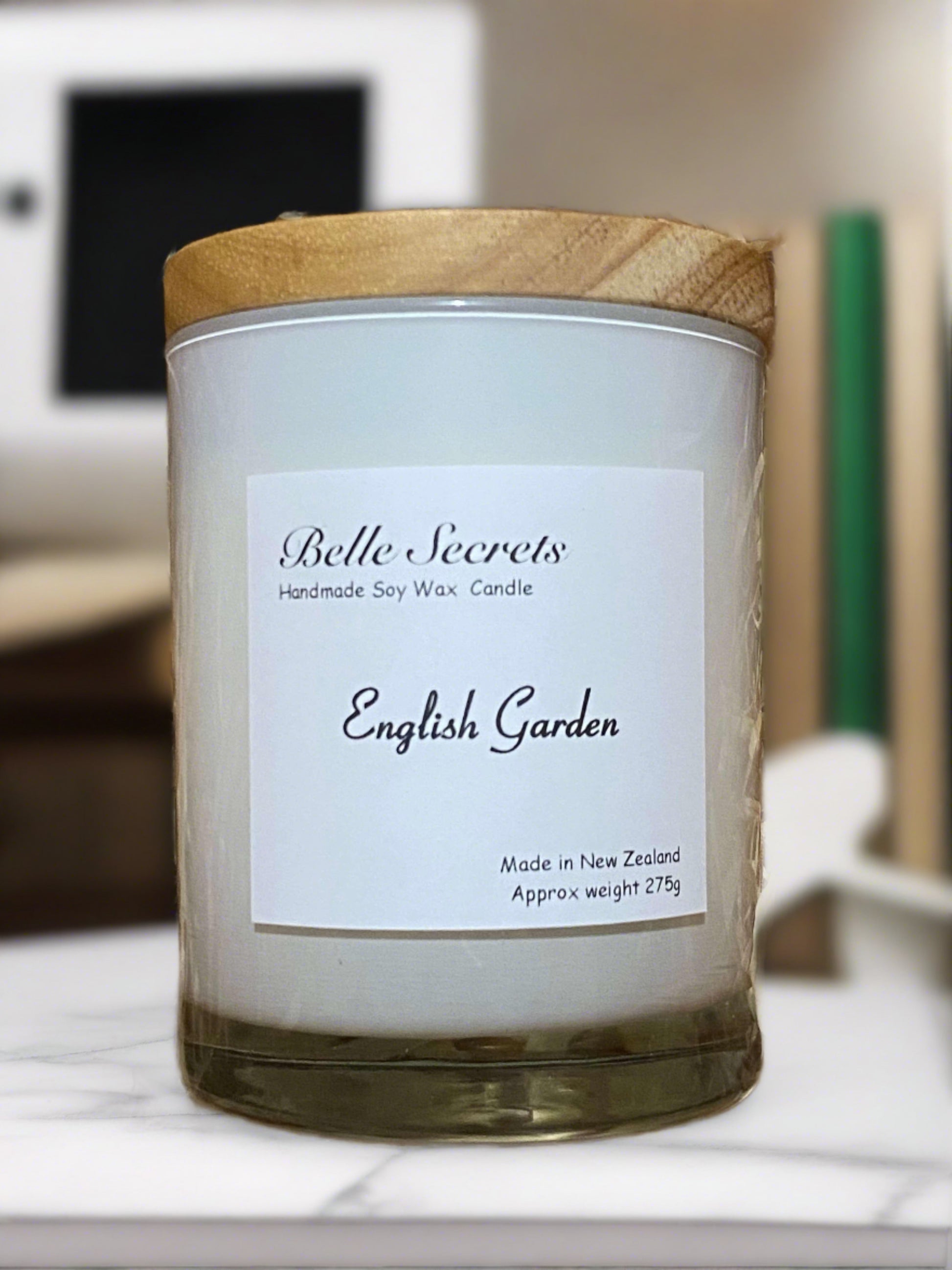 Scented Soy Wax Candle - English Garden - Belle Secrets-aroma, fragrances-oil, essential, ideal-gift,100%-environment-friendly, natural, dog, cat,cheap, non-toxic, lead-free, zinc-free, relax. calm, birthday, christmas, anniversary, weddings, skin safe, ecosoya, tea-light, candle-nz, light, birthday-candle, glasshouse-candle, container-candle, jar-candle, citronella, glass, wood, cotton, candle-creation, pure-nature, pillar-candle, votives, candle, luxury,best, scented, safe