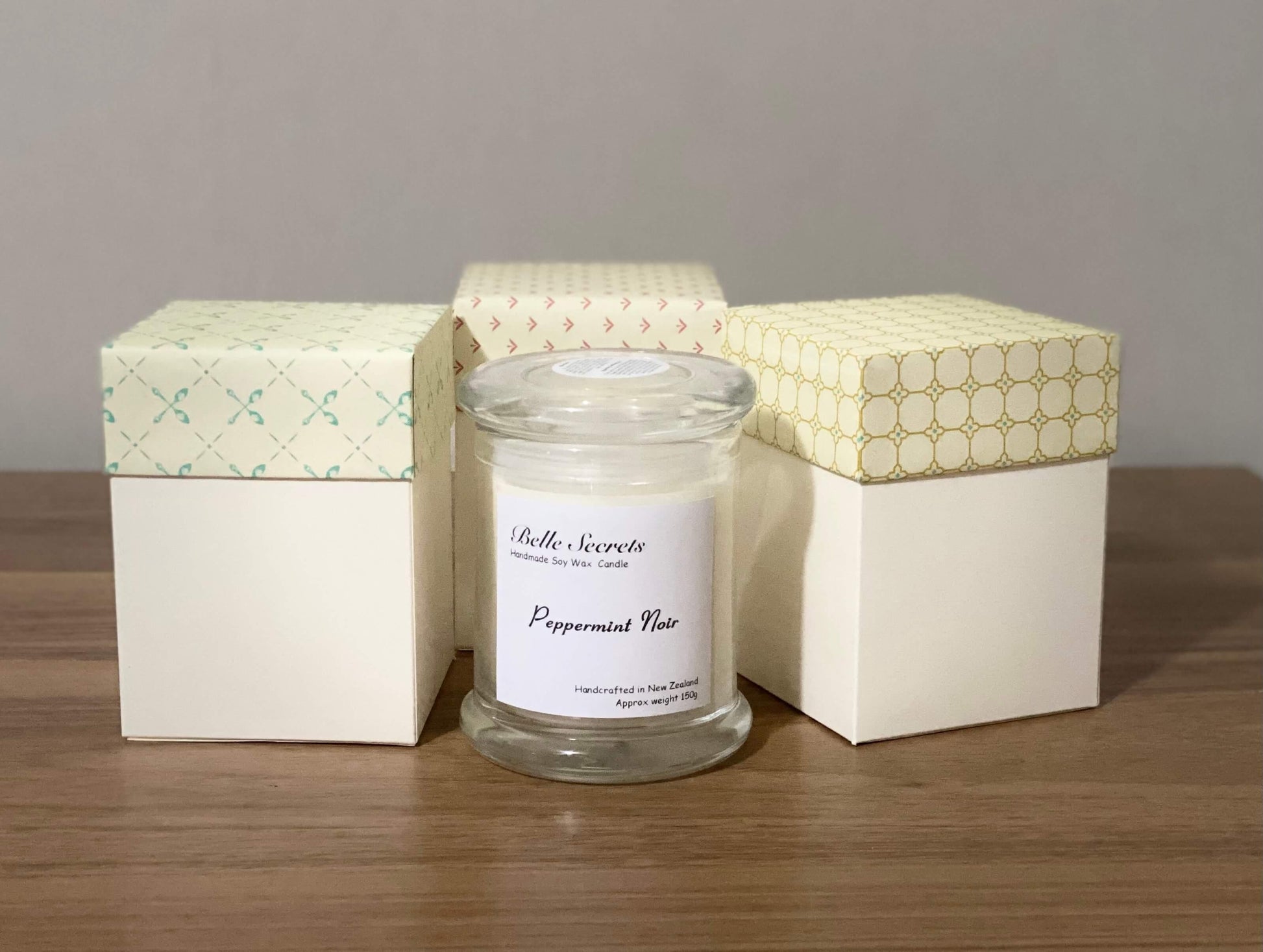 Soy Wax Candles - Peppermint Noir - Belle Secrets